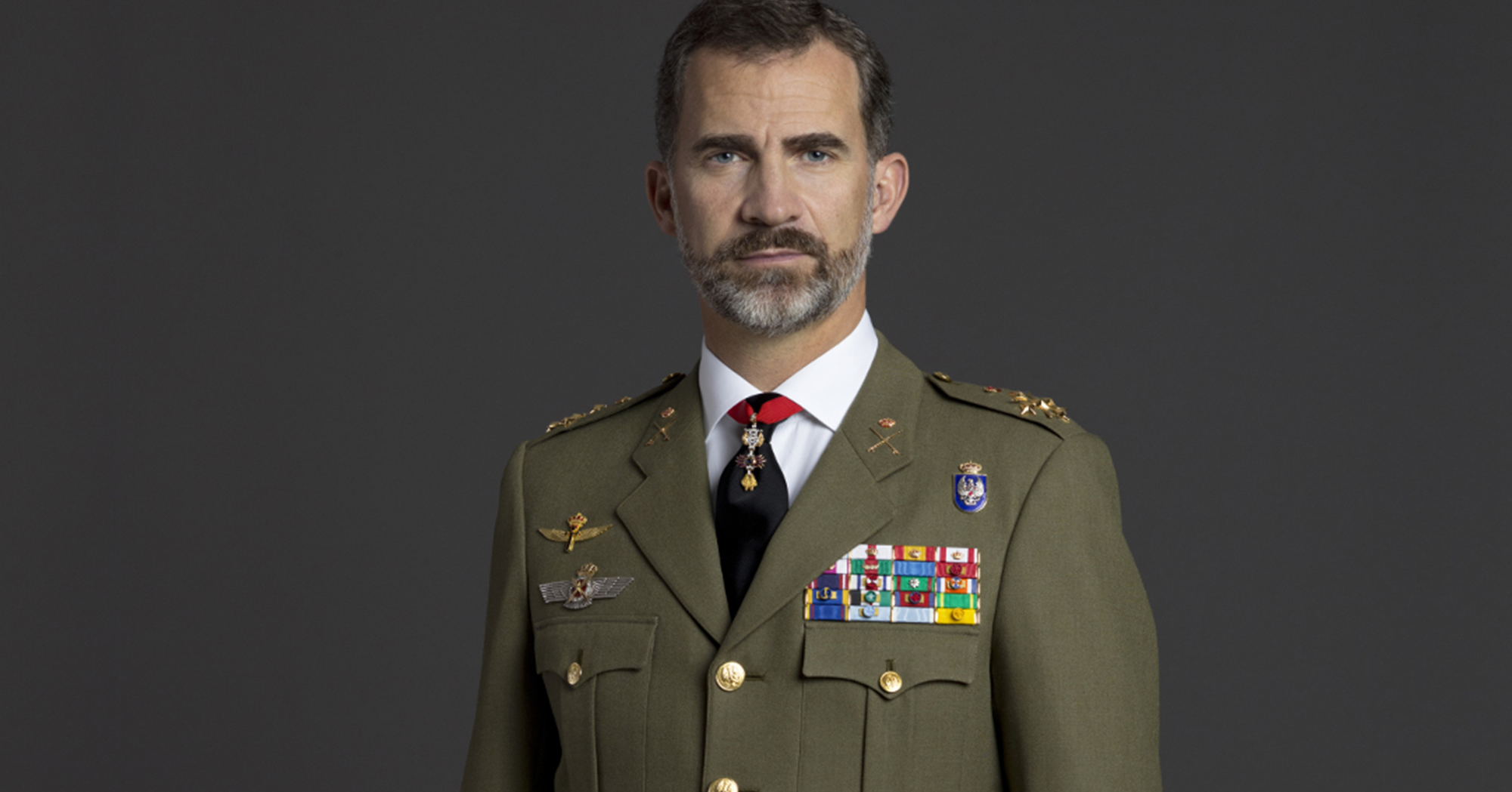 Uniformes militares españoles: gala y de especial relevancia en el Ejército de Tierra